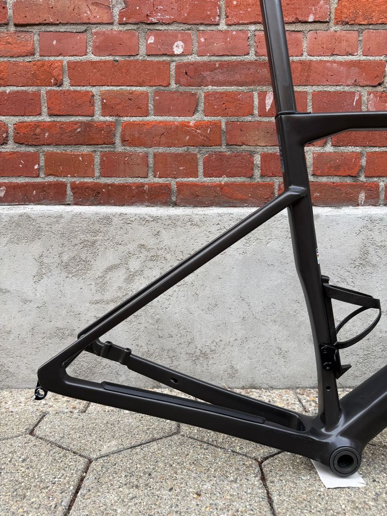 Used BMC Kaius Frameset 2026 Road & Gravel, Black — image 2 of 15