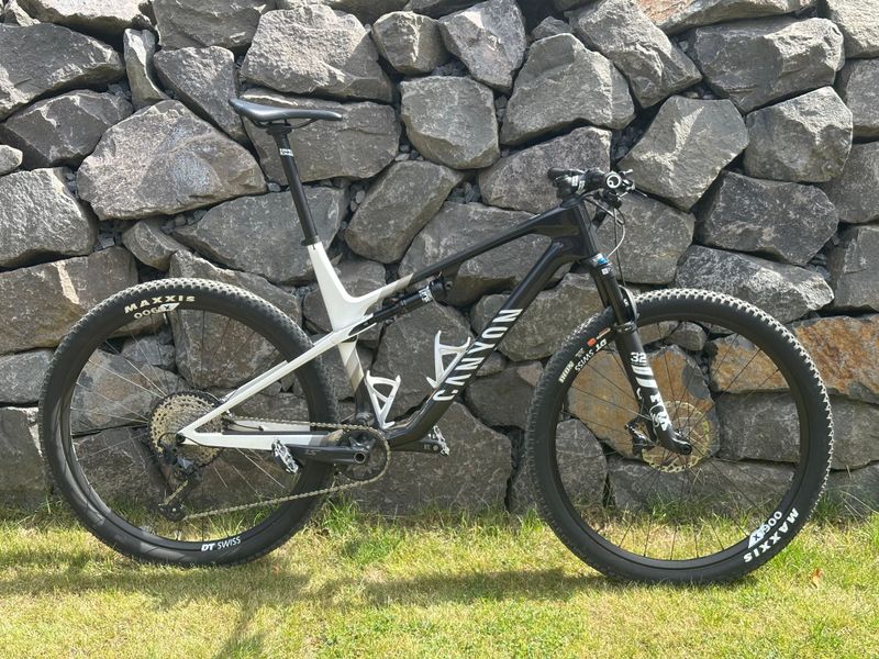 Używany Canyon Lux World Cup CF 6 2023 2023 MTB