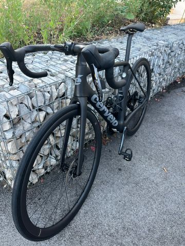 Gebrauchtes Cervélo R5 Force AXS 2024 2024 Road & Gravel, Schwarz — Bild 2 von 7
