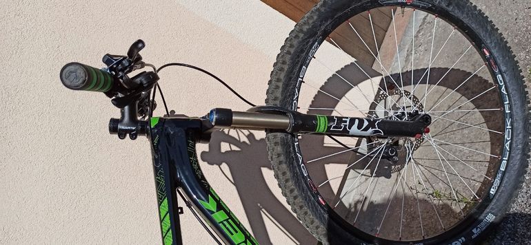 Trek Fuel EX 7 29 2015 2015 Mountainbike usato, Verde — immagine 5 di 5