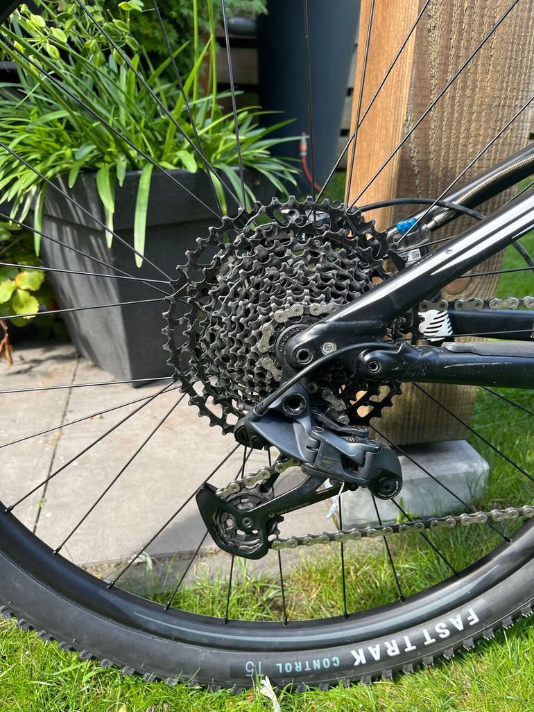Gebrauchtes Specialized Epic SRAM GX 2016 Mountainbike, Schwarz, 29 — Bild 3 von 13