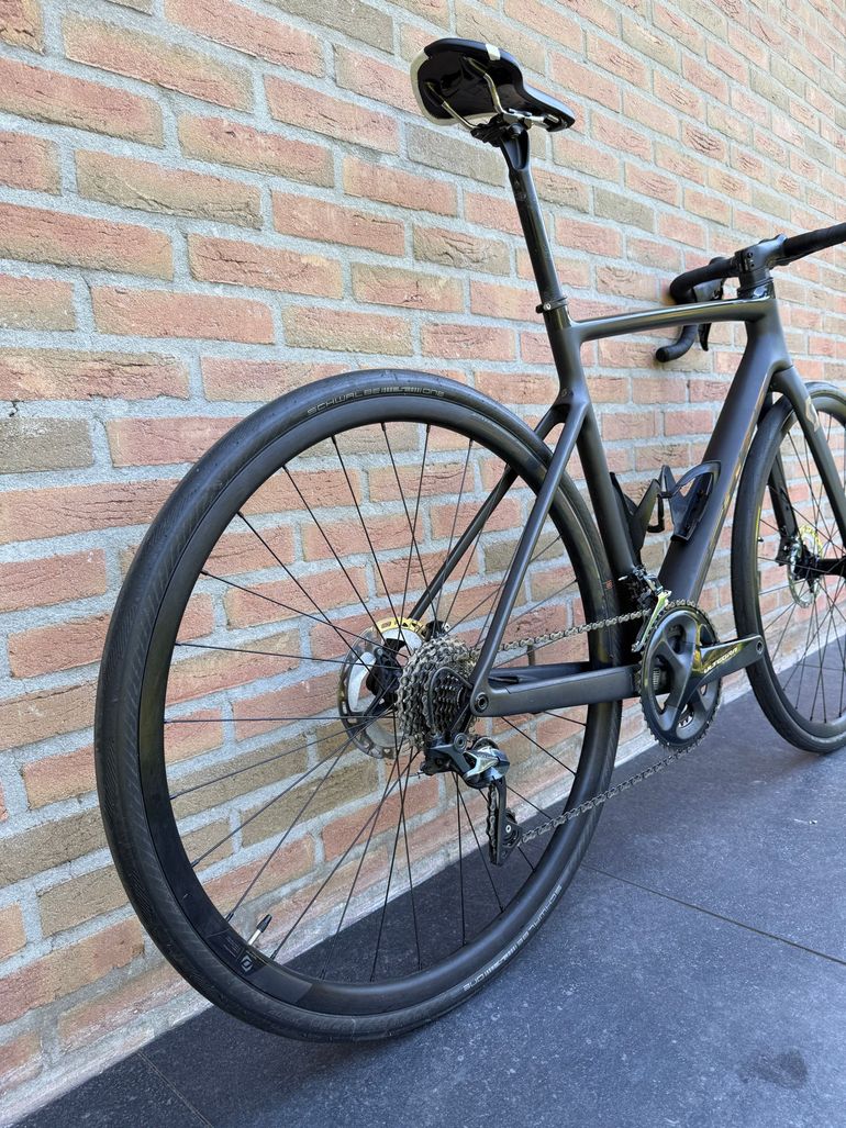 Używany Scott Addict 20 2022 2022 Road & Gravel — zdjęcie 6 z 14