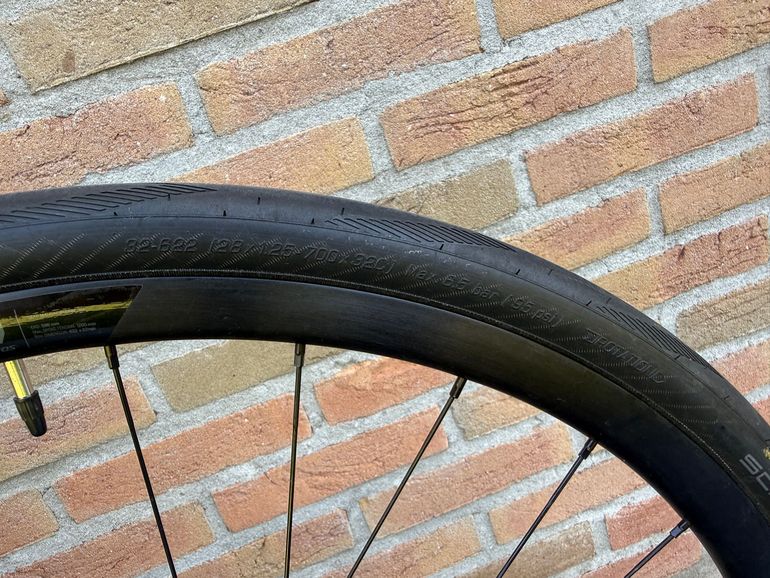 Używany Scott Addict 20 2022 2022 Road & Gravel — zdjęcie 13 z 14