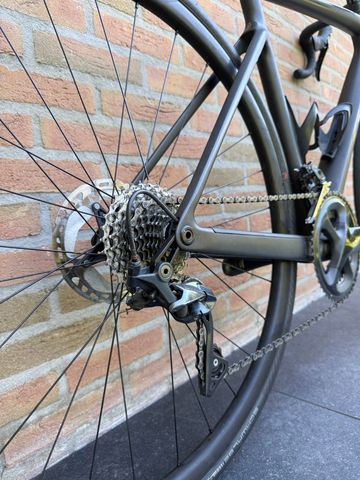Używany Scott Addict 20 2022 2022 Road & Gravel — zdjęcie 7 z 14