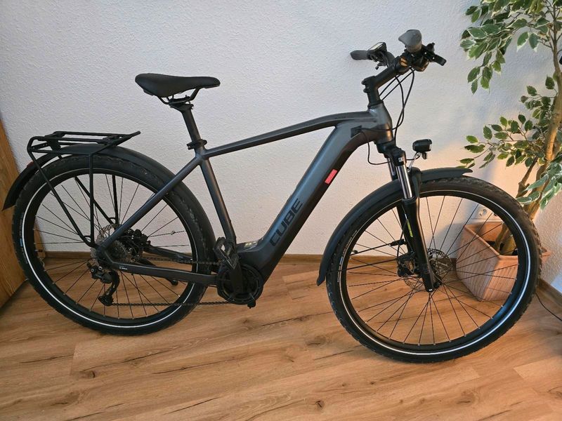 Używany Cube Nuride Hybrid Performance 625 Allroad 2022 Urban & Touring