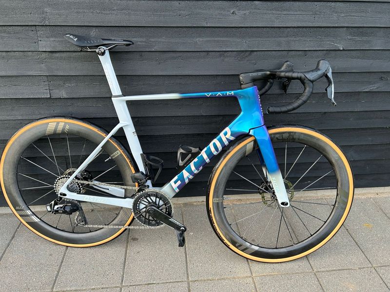 Used Factor Ostro SRAM Force ETap AXS 2026 2026 Road & Gravel