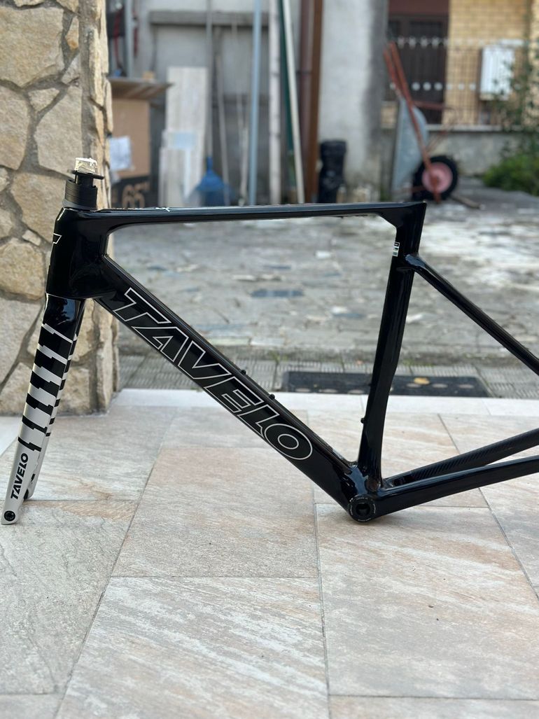 Used Tavelo Custom Shimano Ultegra Di2 2026 Road & Gravel, Black — image 3 of 3