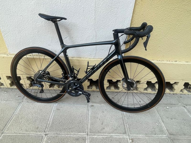 Použité Giant TCR Advanced Pro Disc 1 2022 2022 Road & Gravel