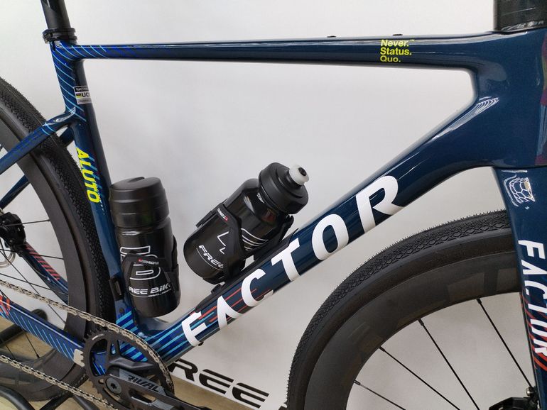Used Factor ALUTO - Standard package 2026 Frameset 2026 Road & Gravel, Blue — image 8 of 11