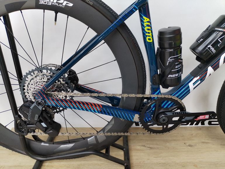 Used Factor ALUTO - Standard package 2026 Frameset 2026 Road & Gravel, Blue — image 6 of 11