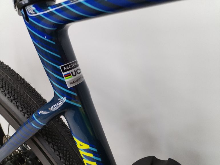 Used Factor ALUTO - Standard package 2026 Frameset 2026 Road & Gravel, Blue — image 3 of 11