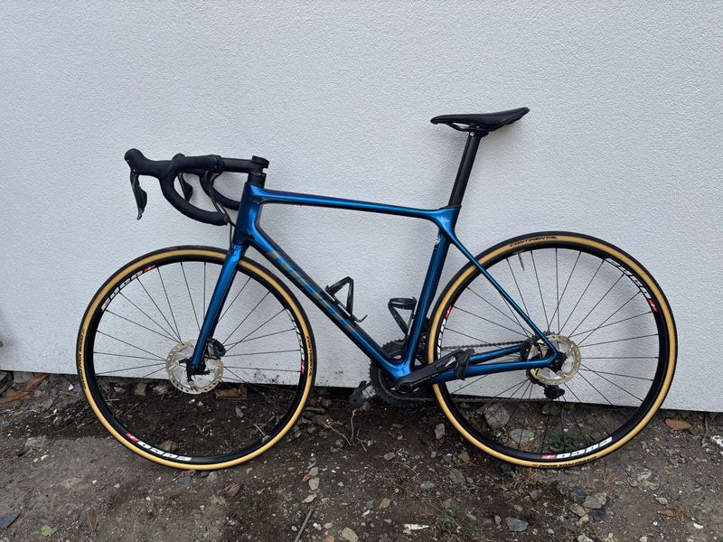 Giant TCR Advanced, Pro Disc 0 2021 2021 Road & Gravel d'occasion