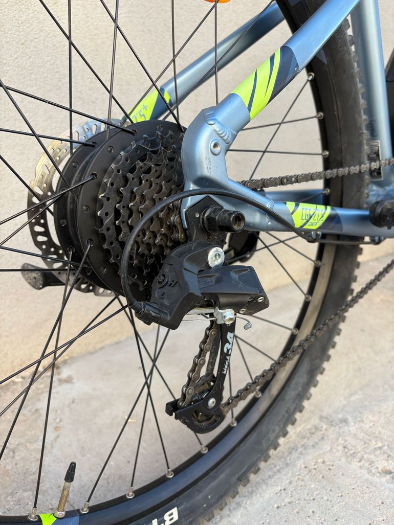 Käytetty ROCKRIDER E-st Microshift 2021 Mountainbike — kuva 4 / 10