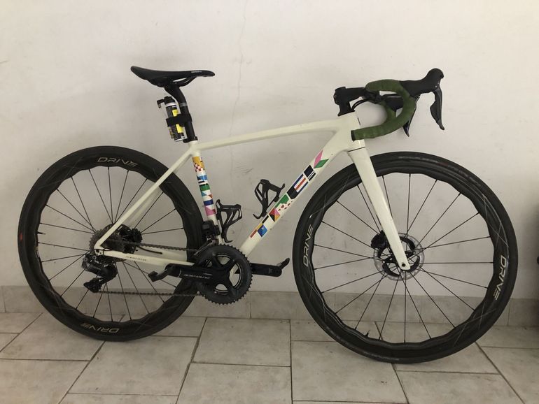 Tweedehands Giant Defy Advanced Pro 1 2021 2021 Road & Gravel — afbeelding 4 van 5