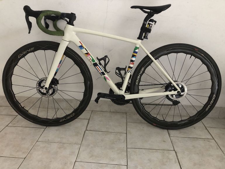 Tweedehands Giant Defy Advanced Pro 1 2021 2021 Road & Gravel — afbeelding 5 van 5