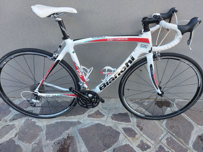 Used Bianchi C2c Shimano Ultegra 2012 Road & Gravel