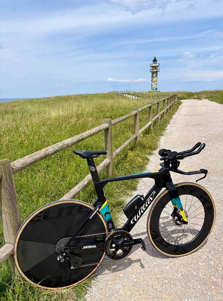 Used Willier Turbine Shimano Dura Ace Di2 2024 Road & Gravel, Black — image 4 of 4