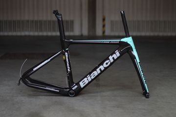 Used Bianchi Aria Ultegra 2018 Frameset 2018 Road & Gravel, Black — image 1 of 8