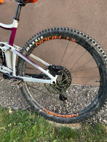 Giant Reign 29 SX 2021 2021 Mountainbike usato, Grigio chiaro — immagine 12 di 12