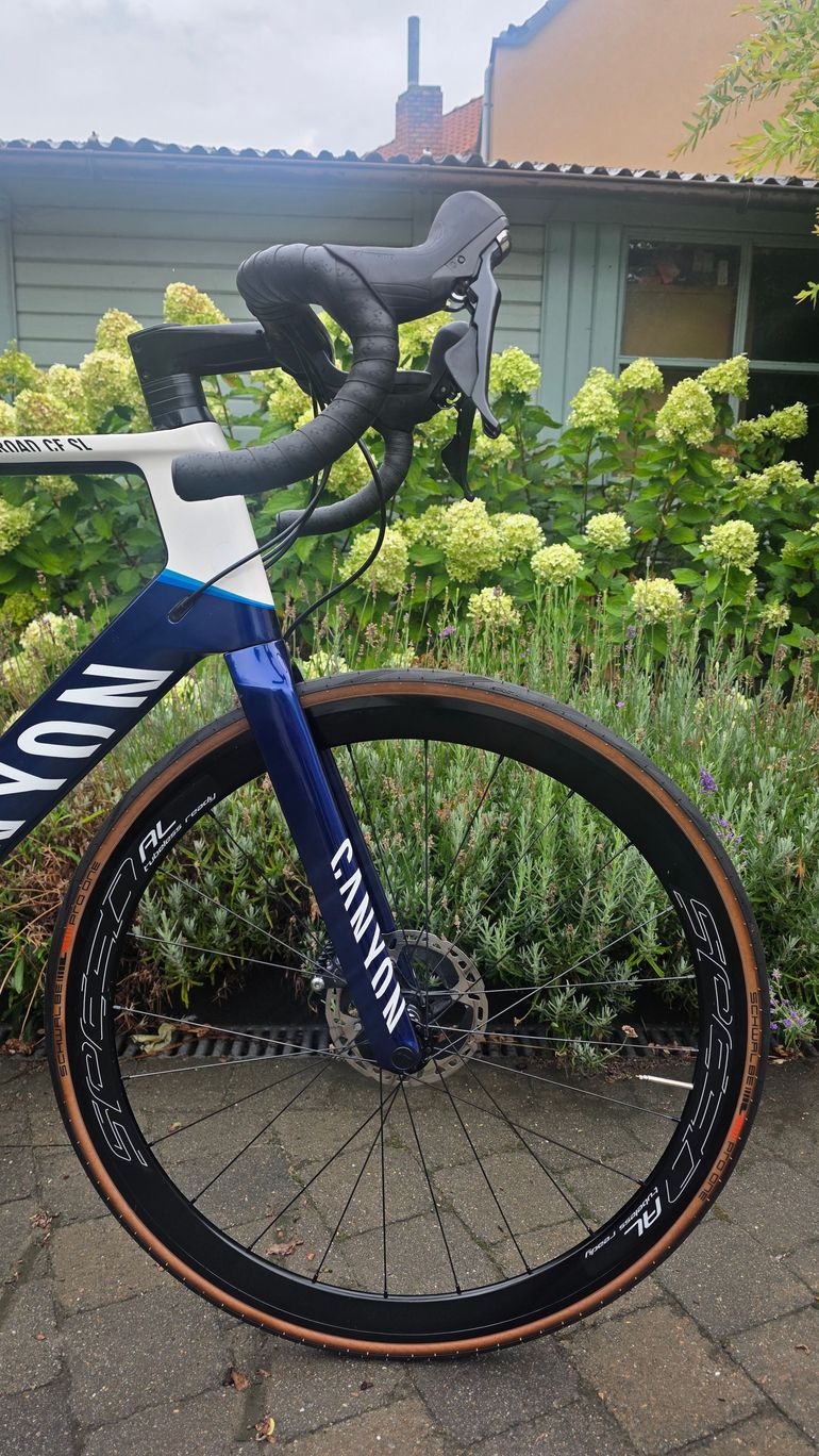 Brugt Canyon Aeroad CF SL 8 Disc 2021 2021 Road & Gravel — billede 5 af 14