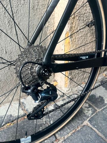Used Trek Madone 9.0 2018 2018 Road & Gravel, Black — image 2 of 6