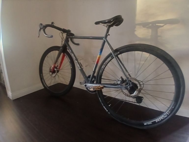 Used Raleigh RXM 2017 2017 Road & Gravel, Light Gray — image 3 of 8