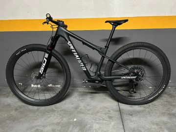 Gebrauchtes Specialized Epic World Cup Expert 2024 2024 Mountainbike, Schwarz — Bild 1 von 16