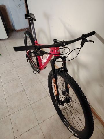 Käytetty Trek Procaliber 9.8 SL 2019 2019 Mountainbike — kuva 2 / 6
