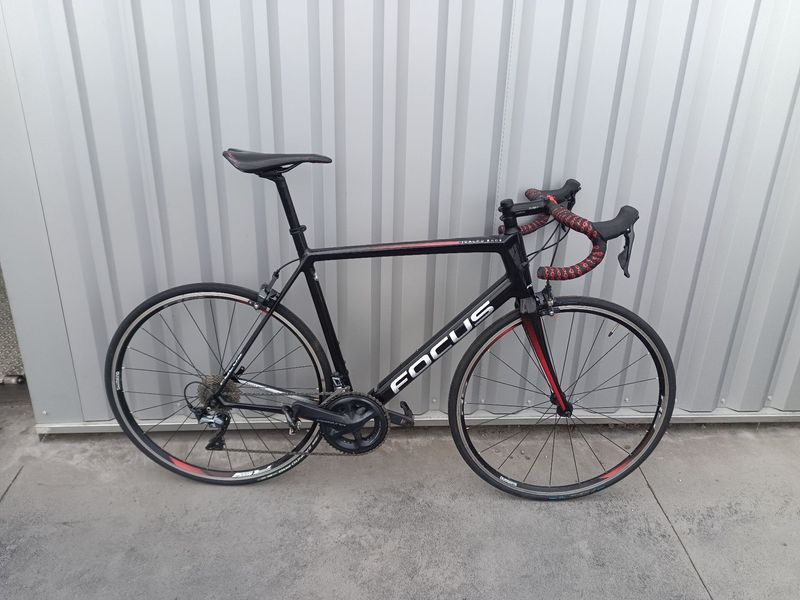 Focus IZALCO RACE Ultegra 2018 2018 Road & Gravel usato