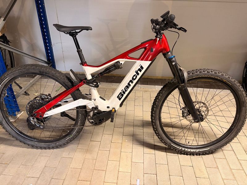 Tweedehands Bianchi E-Vertic FX GX AXS 2026 2026 MTB