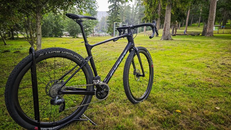 Used Giant Revolt, Advanced Pro 1 2023 2023 Road & Gravel
