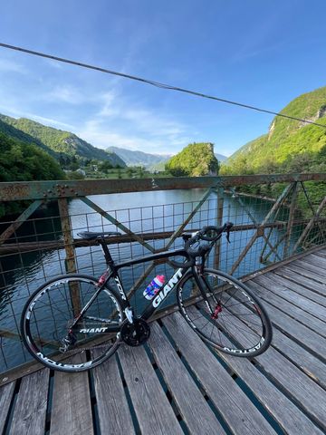 Gebrauchtes Giant TCR Advanced 2 2021 2021 Road & Gravel, Schwarz — Bild 2 von 3
