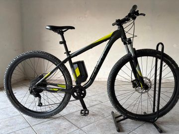 Focus WHISTLER² Plus 2018 2018 Urban usato, Nero — immagine 1 di 6