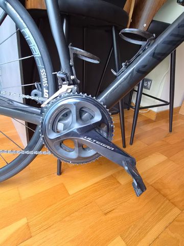 Canyon Ultimate CF SL 8 Disc 2022 2022 Road & Gravel usato, Nero — immagine 2 di 7