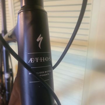 Brugt Specialized Aethos SRAM Force eTap AXS 2024 Road & Gravel — billede 2 af 7