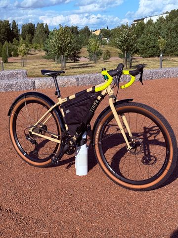 Używany Finna Landscape 2025 Road & Gravel — zdjęcie 1 z 5