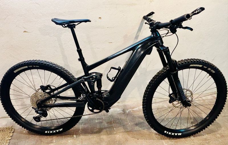 Used Giant Trance X E+ 3 Pro 2022 2022 MTB