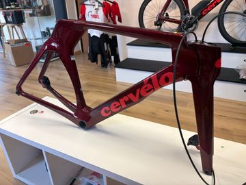 Used Cervélo P5 Frameset 2026 Road & Gravel, Red — image 3 of 7