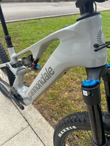 Używany Cannondale Moterra Shimano Deore XT 2025 Mountainbike — zdjęcie 2 z 4