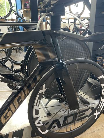 Tweedehands Giant Trinity SRAM Force eTap AXS 2025 Road & Gravel — afbeelding 5 van 5