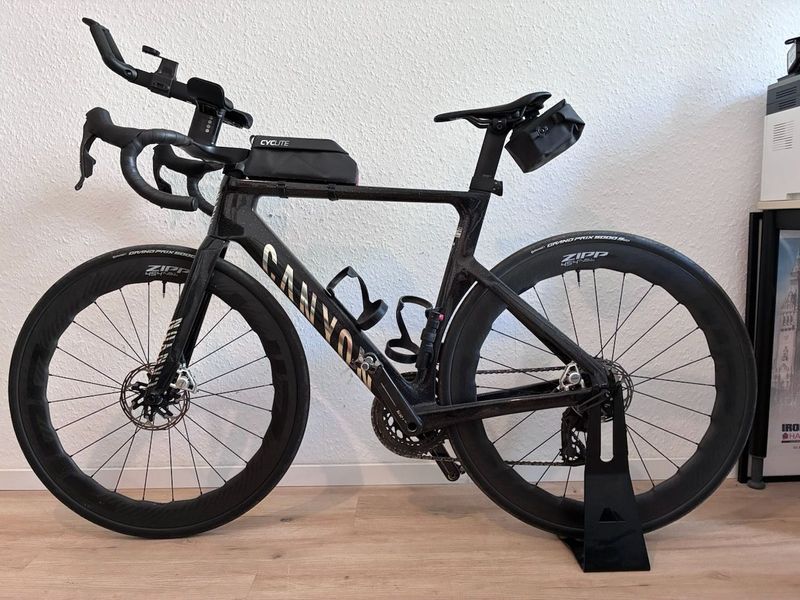 Used Canyon Aeroad CFR AXS 2025 2025 Road & Gravel