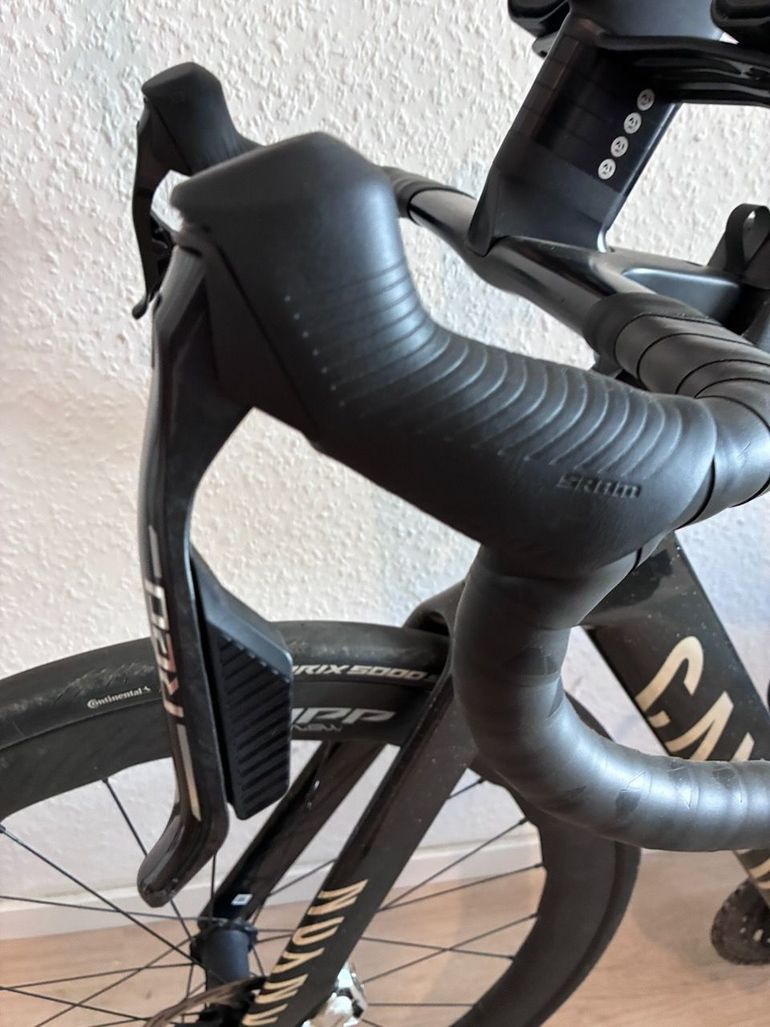 Brugt Canyon Aeroad CFR AXS 2025 2025 Road & Gravel — billede 5 af 10