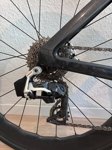 Brugt Canyon Aeroad CFR AXS 2025 2025 Road & Gravel — billede 8 af 10
