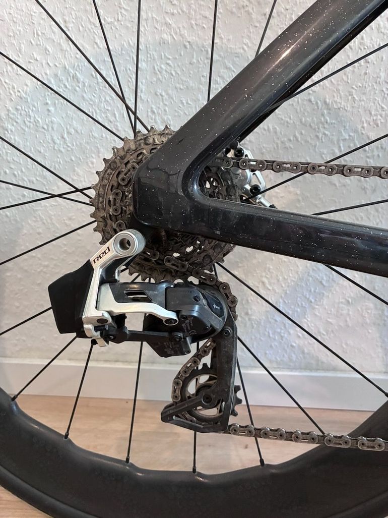 Brugt Canyon Aeroad CFR AXS 2025 2025 Road & Gravel — billede 8 af 10