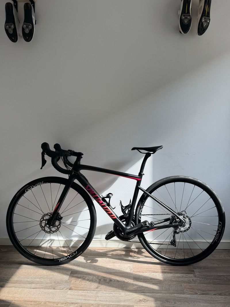 Specialized Tarmac SL6 Sport 2021 2021 Road & Gravel d'occasion