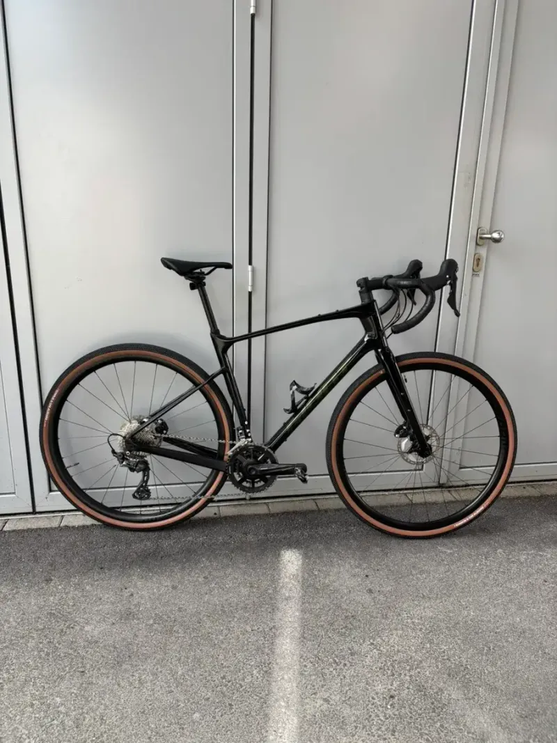 Used Giant Revolt Shimano GRX 2023 2023 Road & Gravel