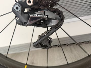 Used Canyon Ultimate CF SL 8 2021 2021 Road & Gravel, Black — image 2 of 7