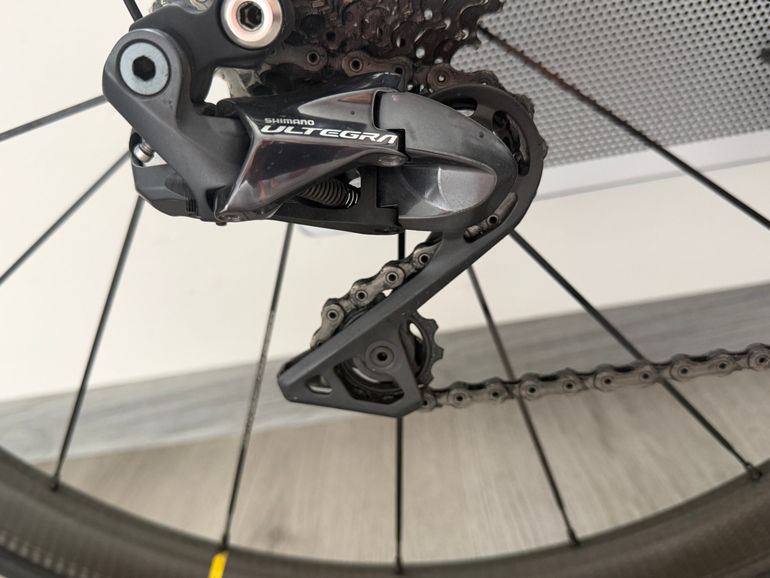 Used Canyon Ultimate CF SL 8 2021 2021 Road & Gravel, Black — image 2 of 7