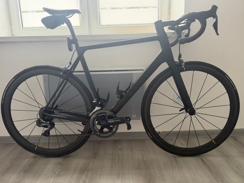 Gebrauchtes Canyon Ultimate CF SL 8 2022 2022 Road & Gravel
