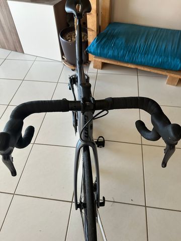 Używany Giant Defy Advanced Pro 1 2022 2022 Road & Gravel — zdjęcie 3 z 6